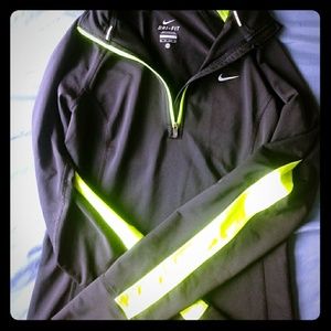 Womens active sweatshirt